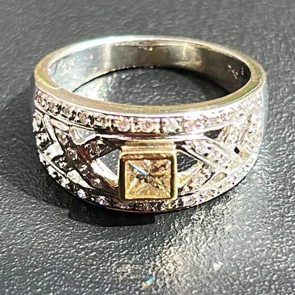 Sold-18K Two Tone Gold 0.50 Ct.Tw. Ladies Ring - Picture 7 of 11